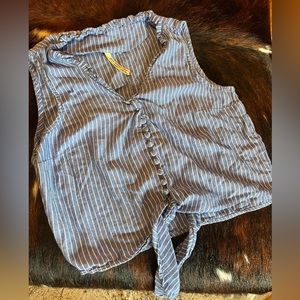 Buttoned Crop top with Tie string